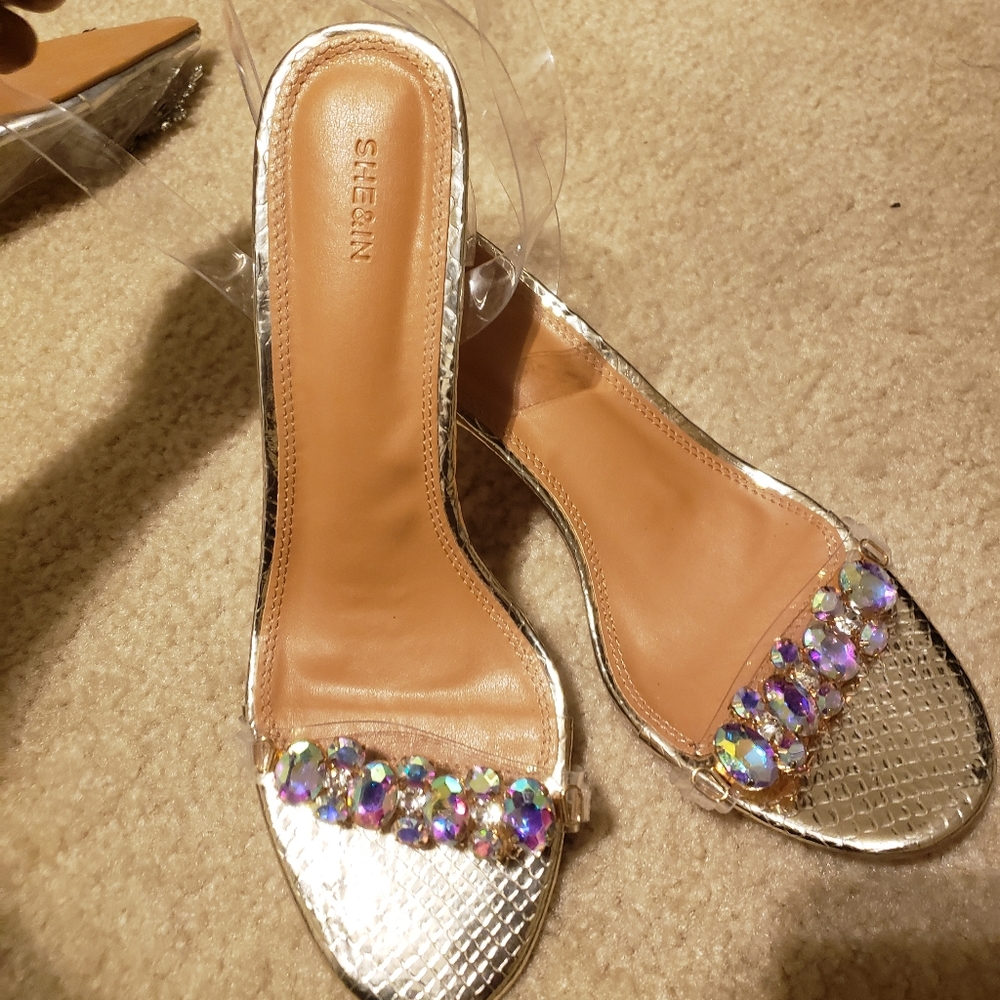 Shoes - Picture 3 of 5